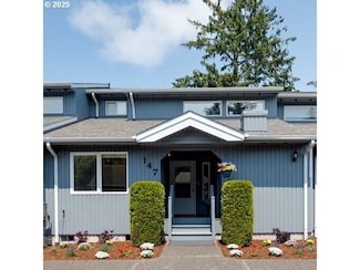 147 Oregon Coast Hwy, Warrenton, OR 97146