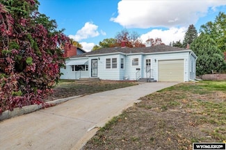 137 Loma Vista Rd, Torrington, WY 82240