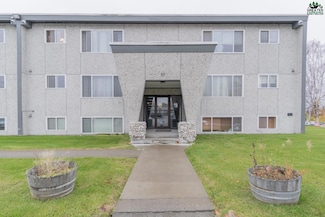 89 Slater Dr, Fairbanks, AK 99701