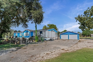 2510 Arrow Cir, Rosenberg, TX 77471