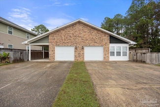 7072 Lake Joanne Dr, Pensacola, FL 32506