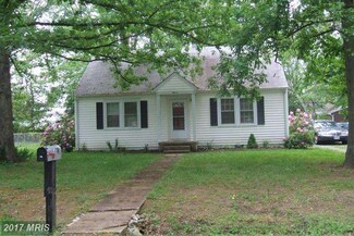 11 Blair Rd, Fredericksburg, VA 22405