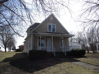 211 W 2nd Ave, Woodhull, IL 61490
