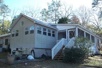 1100 Kings Lake Blvd, Defuniak Springs, FL 32433