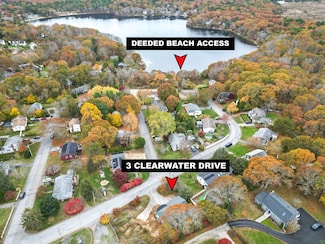 3 Clearwater Dr, Plymouth, MA 02360