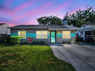 37 W Boyer St, Tarpon Springs, FL 34689