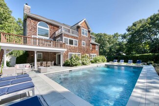 6 Ocean View Pkwy, Southampton, NY 11968
