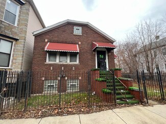 313 W 47th St, Chicago, IL 60609