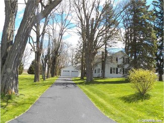 3215 Wesley Rd, Bloomfield, NY 14469