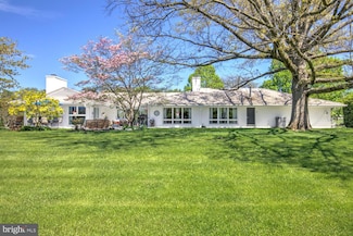 1800 Fieldcrest Rd, Lebanon, PA 17042