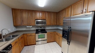 7053 Snowy Canyon Dr Unit 111, Jacksonville, FL 32256