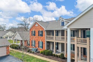566 Oak Ridge Trails Ct Unit 121, Ballwin, MO 63021