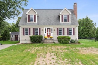 106 Pond St N, Attleboro, MA 02703
