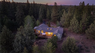 2255 NW Putnam Rd, Bend, OR 97703