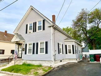 53 Sutherland St, Lowell, MA 01850