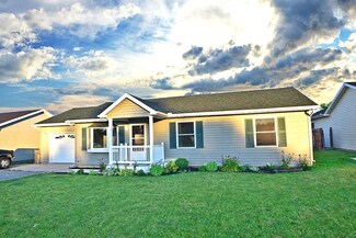 752 S Jackson St, Nappanee, IN 46550