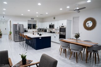 7129 Flora Lam St, Las Vegas, NV 89166