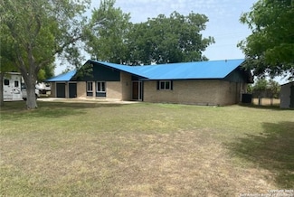 200 Uecker, Spring Branch, TX 78070