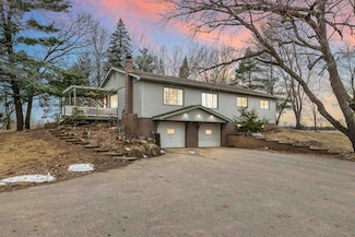 10670 County Road D, Almond, WI 54909