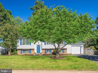 4514 Cub Run Rd, Chantilly, VA 20151