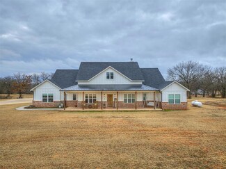 13700 E Cedar Ln, Norman, OK 73026