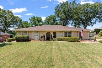 1425 Pine Ridge Rd, Montgomery, AL 36109