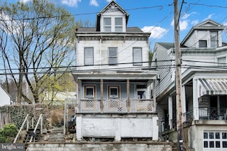 417 Nichols St, Pottsville, PA 17901