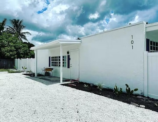 101 Lancaster St, Boca Raton, FL 33487
