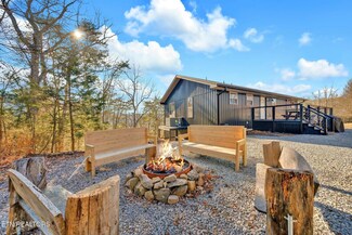 3003 Crestview Ct, Sevierville, TN 37862