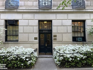 905 5th Ave Unit MAISONETTE, New York, NY 10021
