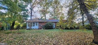 4846 Londonderry Rd, Harrisburg, PA 17109