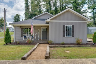 207 6th St, South Pittsburg, TN 37380