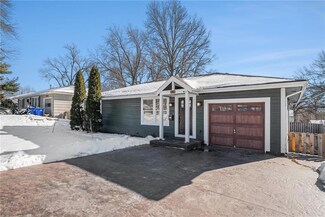 7917 W 85th St, Overland Park, KS 66212