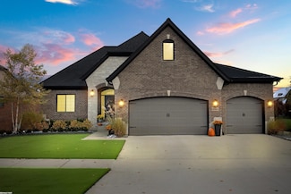 60488 Stonecrest Dr, Washington, MI 48094