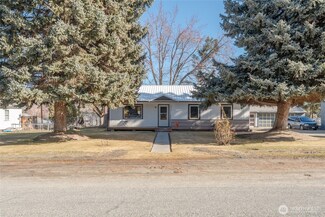 1817 Raymond Ave, Bridgeport, WA 98813