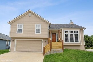 301 N Locust St, Gardner, KS 66030