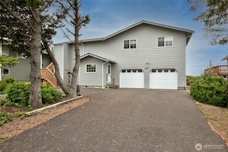 347 Sand Dune Ave SW, Ocean Shores, WA 98569