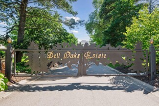 11044 Bell Oaks Estate Rd, Eden Prairie, MN 55347