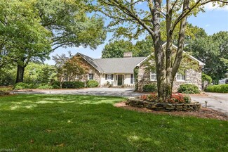 3021 Country Club Rd, Winston Salem, NC 27104