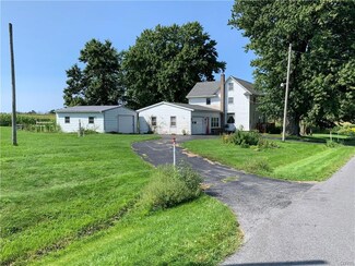 2058 Vanliew Rd, Auburn, NY 13021