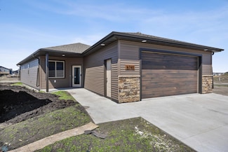 6748 68th Ave S, Horace, ND 58047