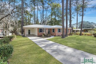 811 Dyches Dr, Savannah, GA 31406
