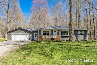 18412 148th Ave, Spring Lake, MI 49456