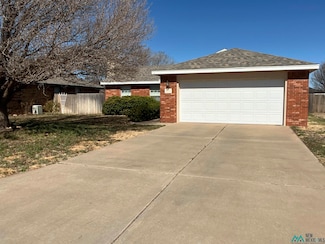 2212 Country Meadows Dr, Clovis, NM 88101