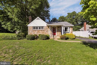 2107 Cullum Dr, Reading, PA 19601
