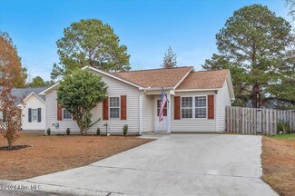 644 Serene Ct NE, Leland, NC 28451