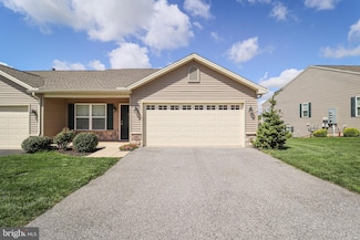 238 Palomino Way Unit 150, Red Lion, PA 17356