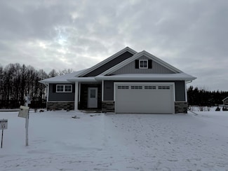 N9305 Gemstone Ct, Appleton, WI 54915