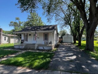 338 W 1st St, Sandwich, IL 60548