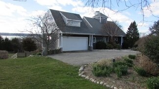 63 W Main Rd, Little Compton, RI 02837